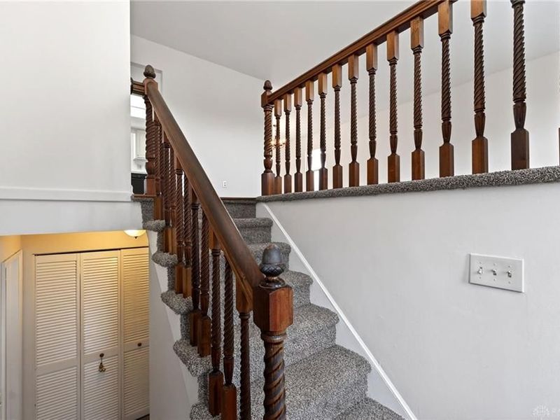 7031 Union Schoolhouse Road, Riverside, OH 45424 Photo 5