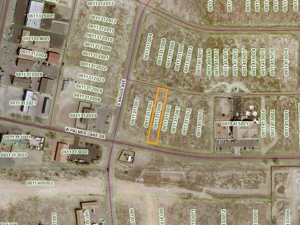 155 W Palmer Lake Dr, Pueblo West, CO 81007