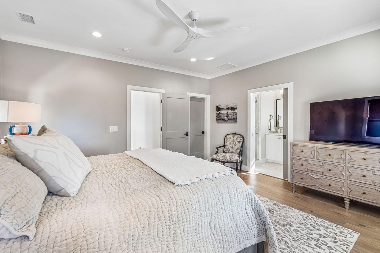 2531 Helmsman Road Photo 24