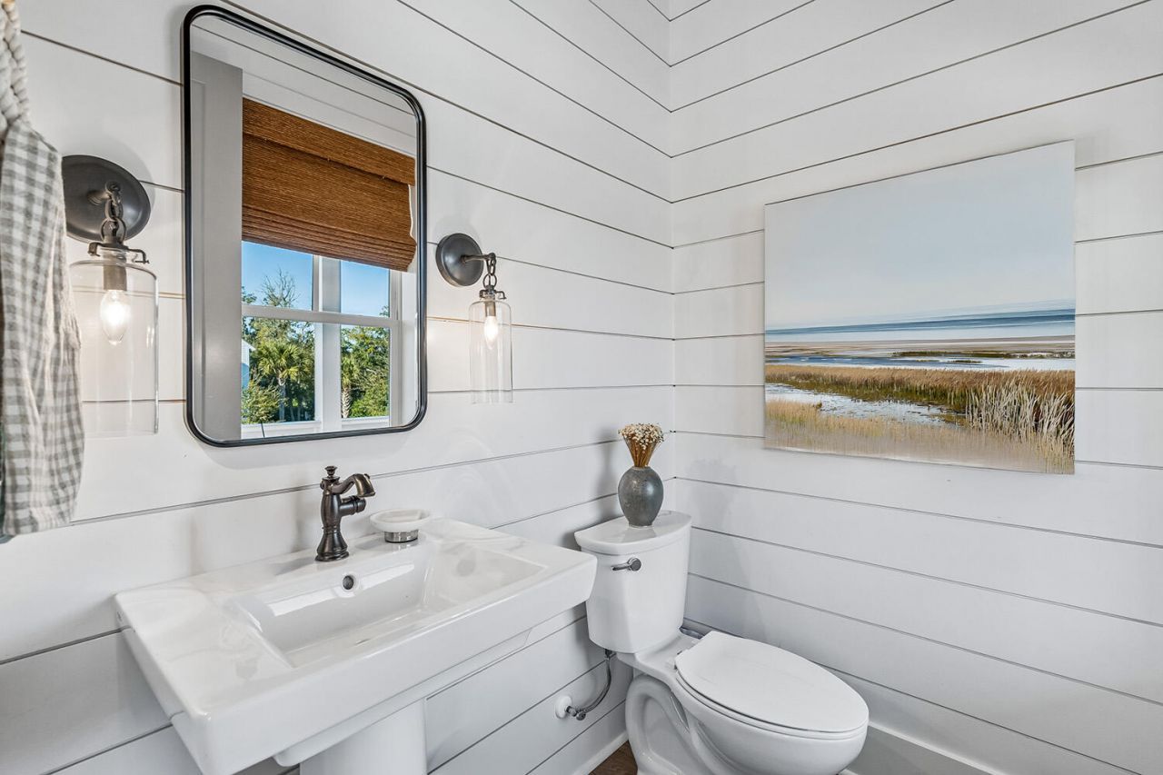 2531 Helmsman Road Photo 34