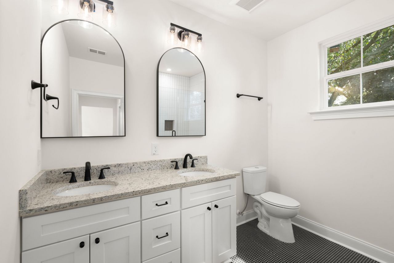 1941 Token Street Photo 16