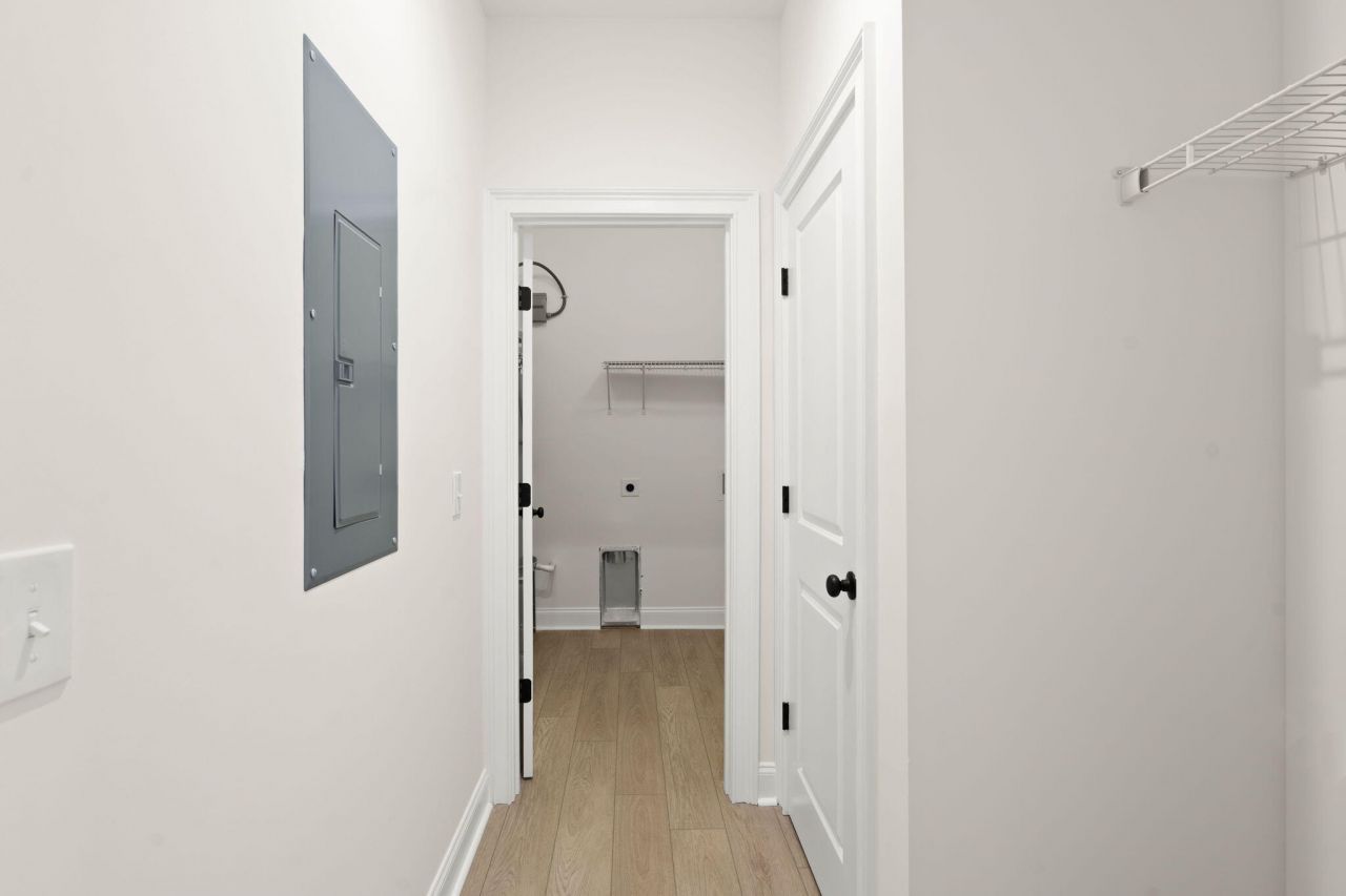 1941 Token Street Photo 22