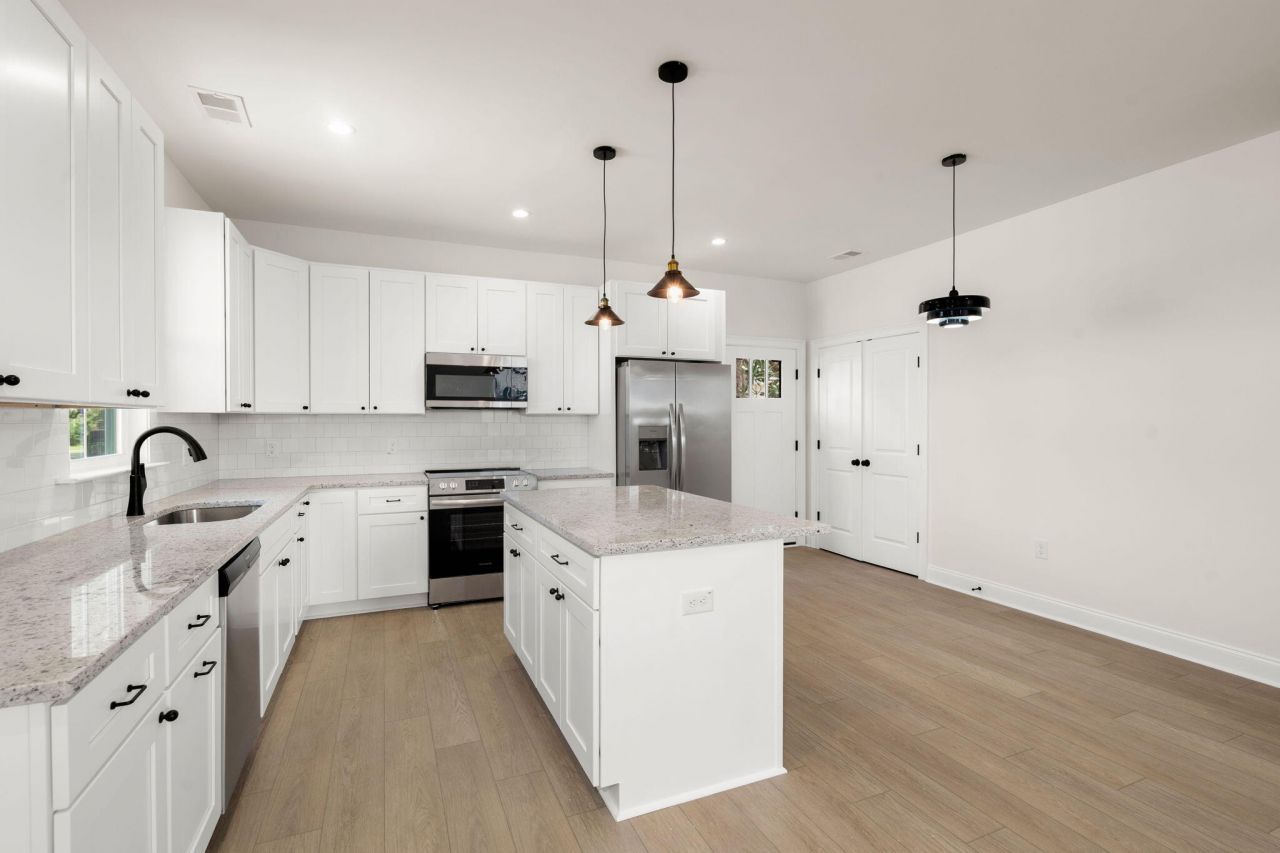 1941 Token Street Photo 8