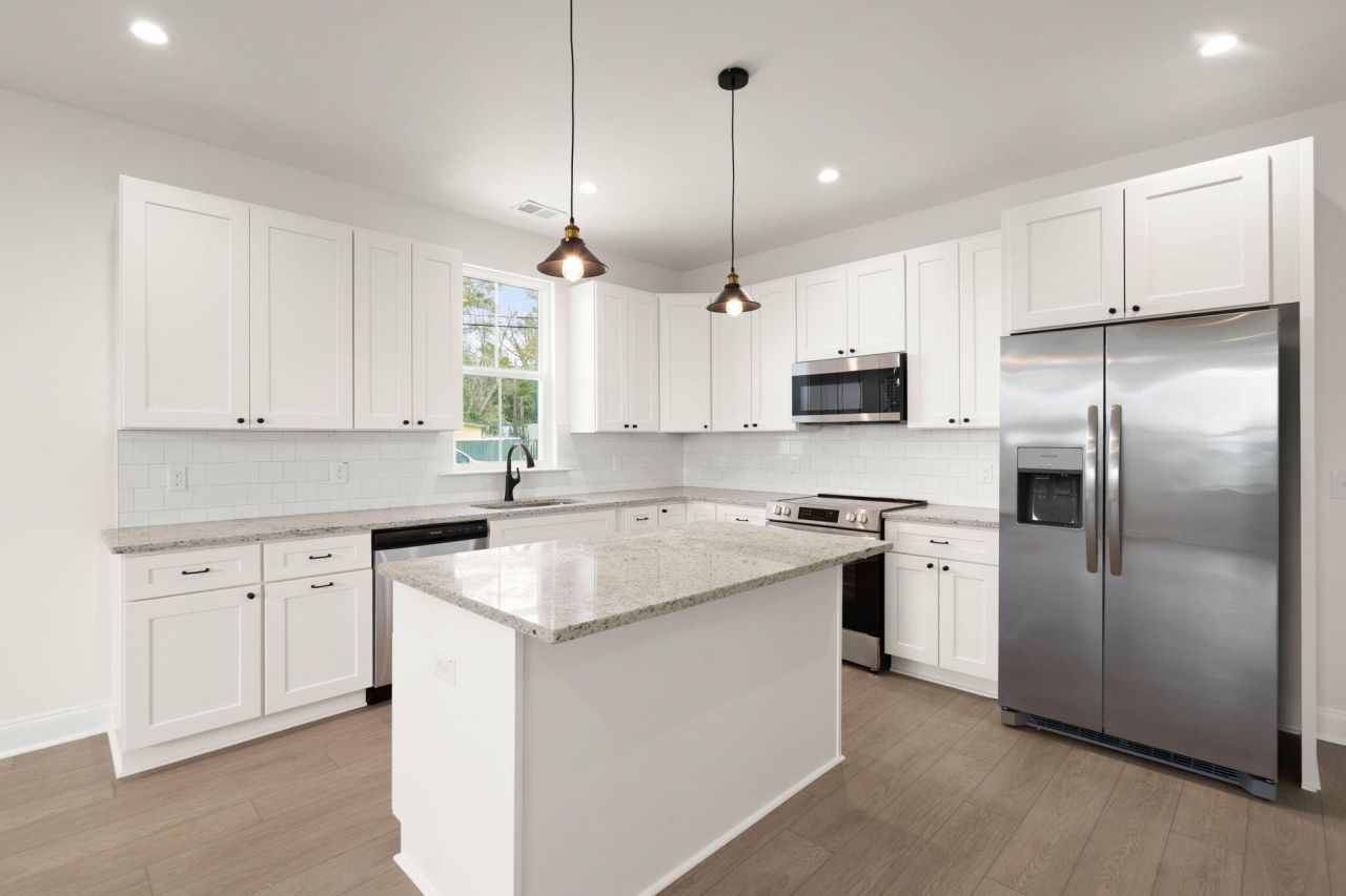 1941 Token Street Photo 9