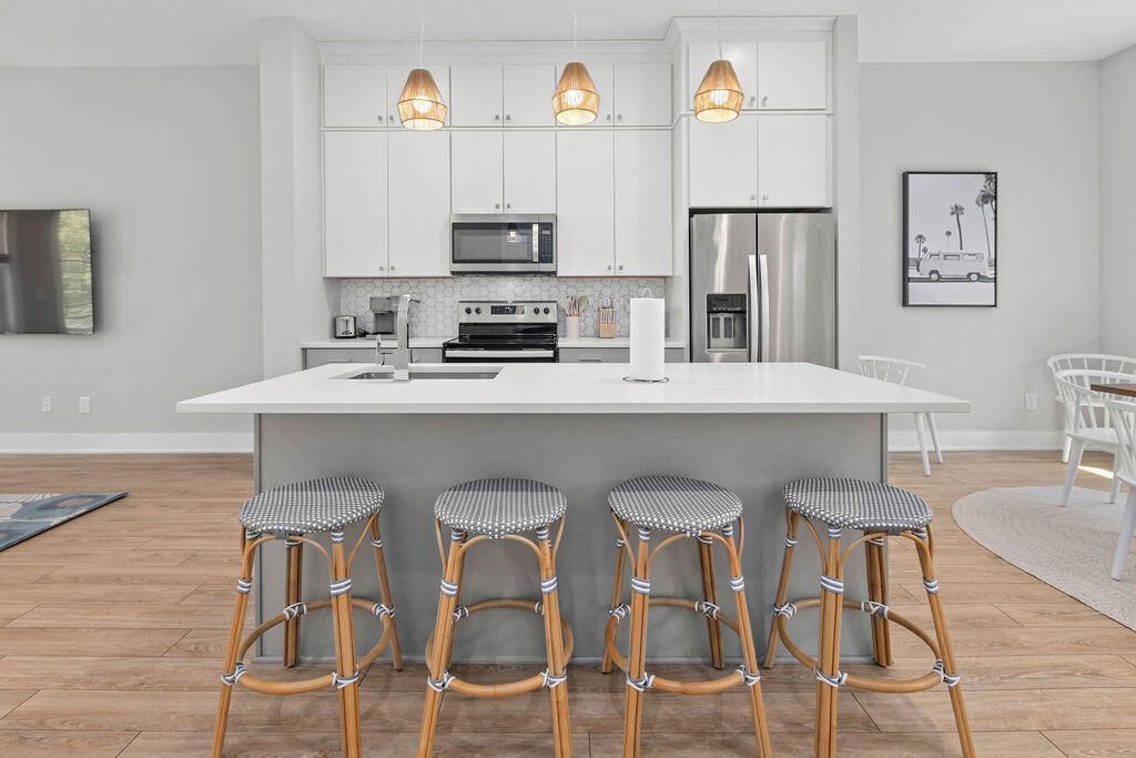 16 Shem Drive Photo 15