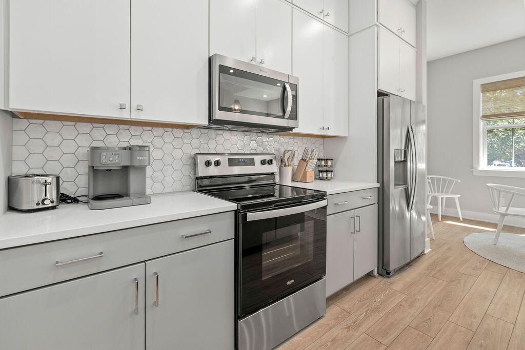 16 Shem Drive Photo 16