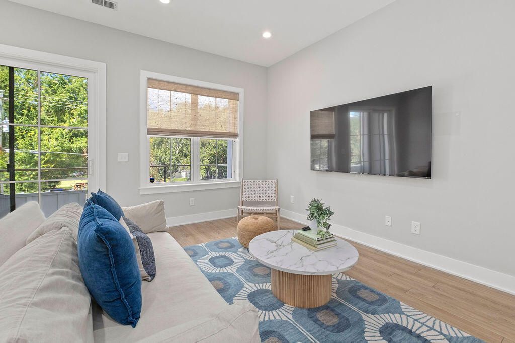 16 Shem Drive Photo 20