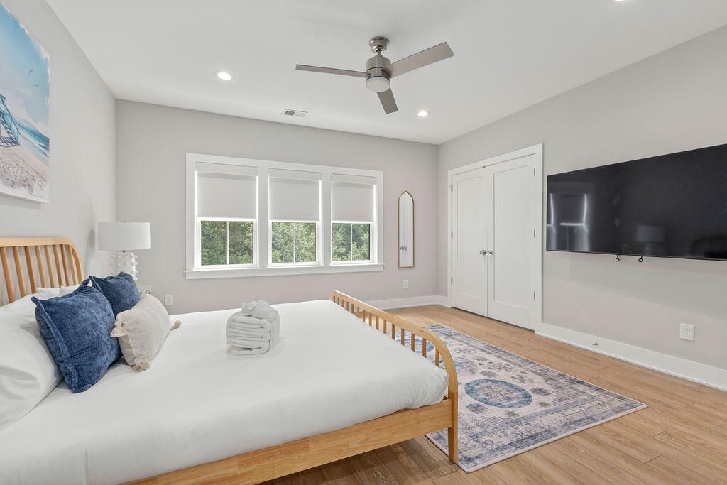 16 Shem Drive Photo 29