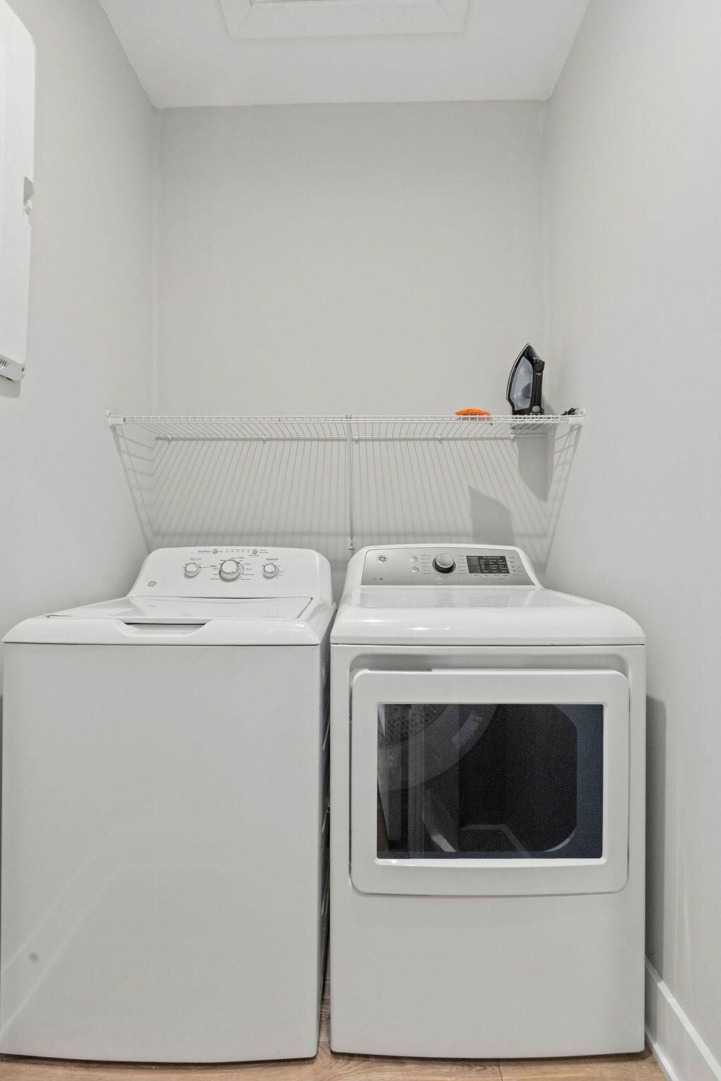 16 Shem Drive Photo 45