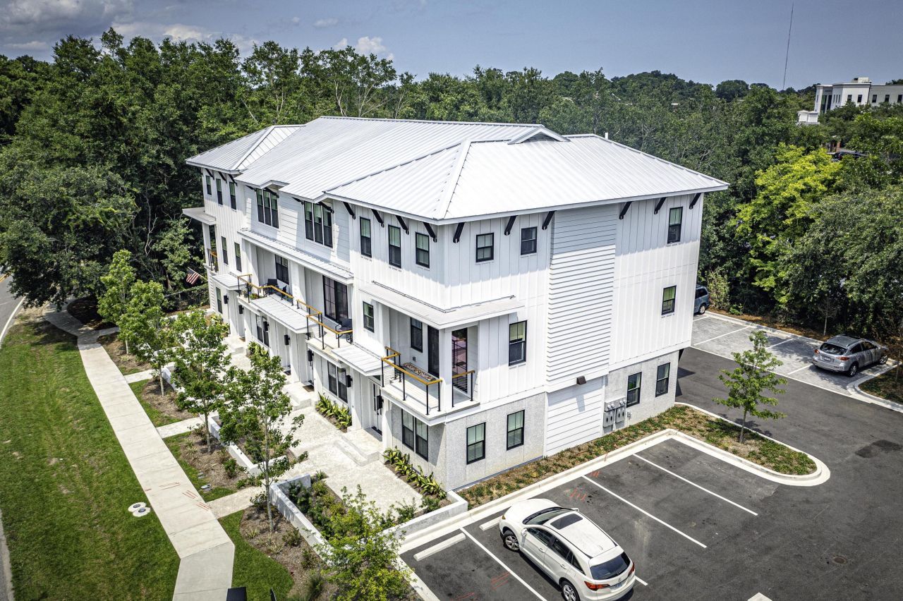 16 Shem Drive Photo 53