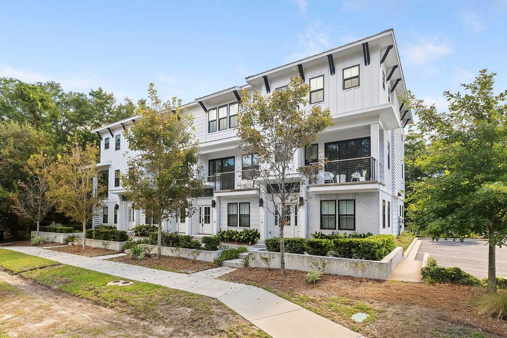 16 Shem Drive Photo 57