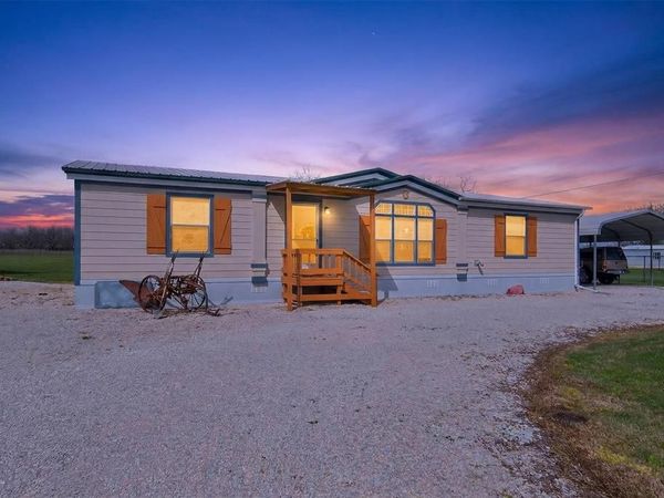 2190 Covey Circle, Sanger, TX 76266