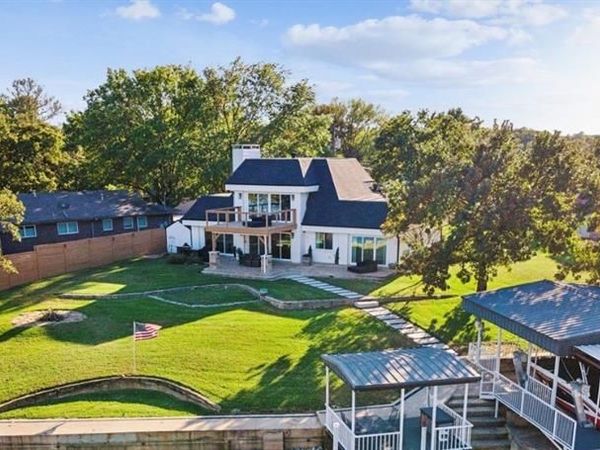 11160 Stanfield Road, Azle, TX 76020