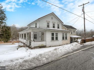 638 W MARKET STREET , WILLIAMSTOWN, PA 17098