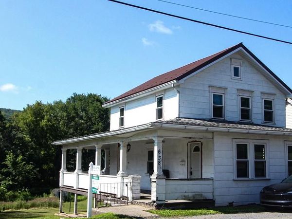 638 W MARKET STREET, WILLIAMSTOWN, PA 17098