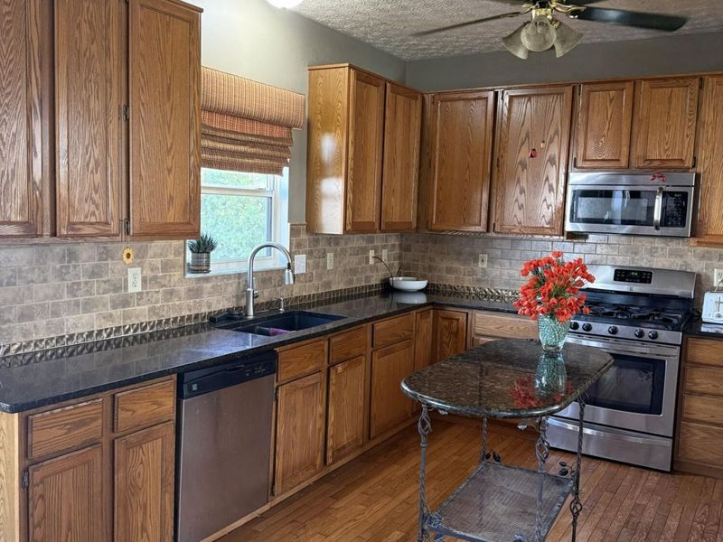 8686 Kingsley Drive, Reynoldsburg, OH 43068 Photo 13