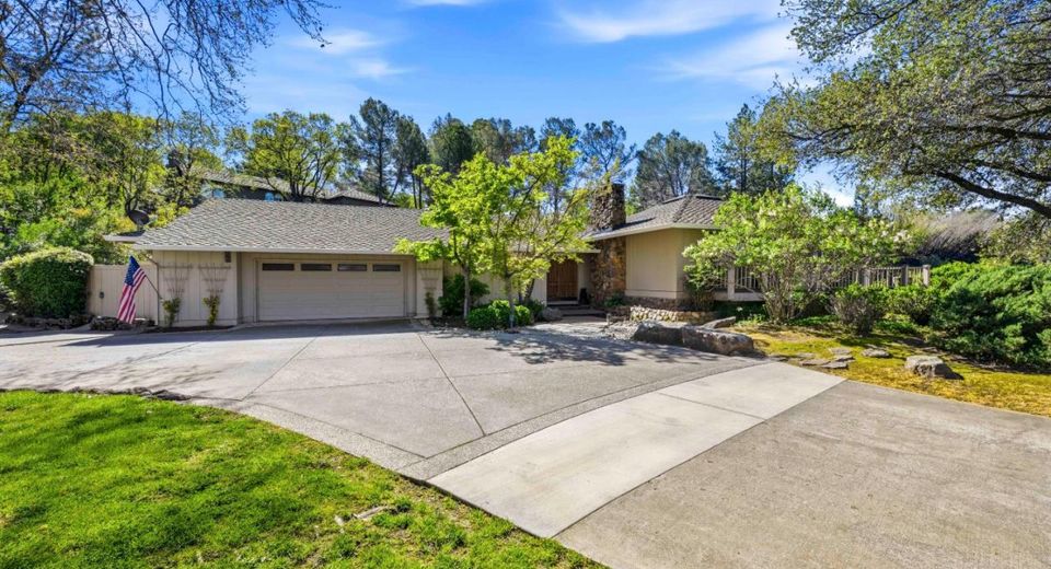 8860 Auburn Valley Rd, Auburn, CA 95602 Photo