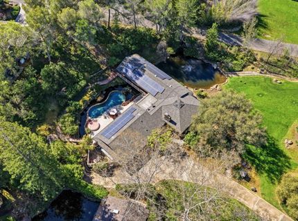 8860 Auburn Valley Rd, Auburn, CA 95602 Photo