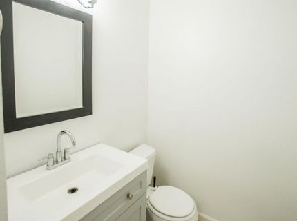 9141 Newhall Dr #60, Unit 60, Sacramento, CA 95826 Photo