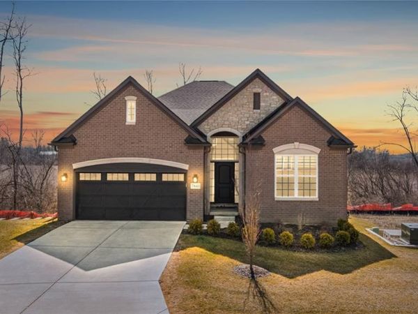 7841 Trailside Court, West Bloomfield Twp, MI 48323