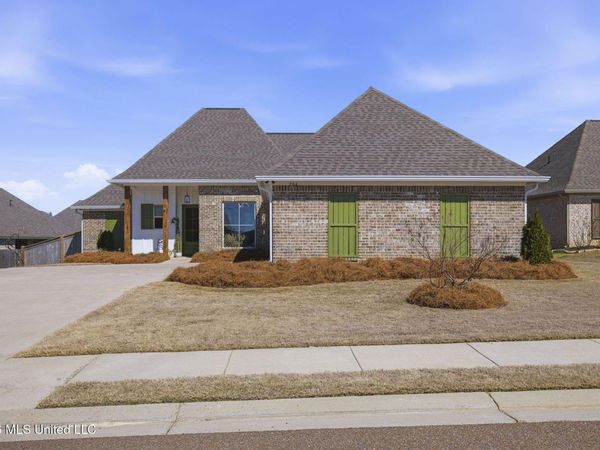 204 Ashbury Cove, Canton, MS 39046