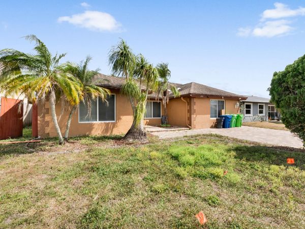 3570 NW 120th Way, Sunrise, FL 33323