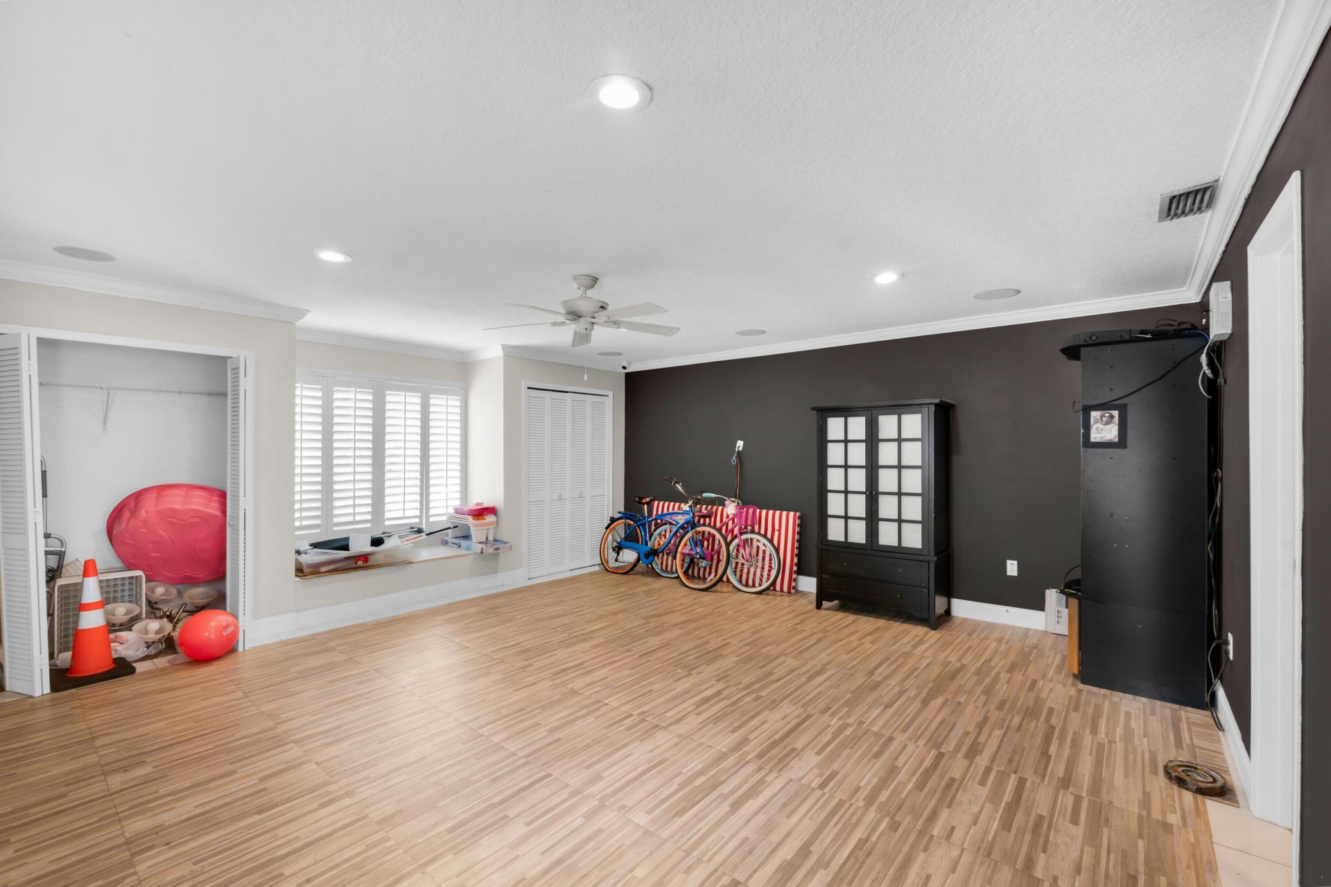 3570 NW 120th Way, Sunrise, FL 33323 Photo