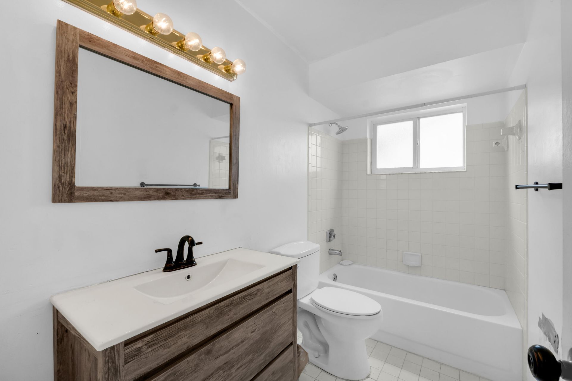 3570 NW 120th Way, Sunrise, FL 33323 Photo