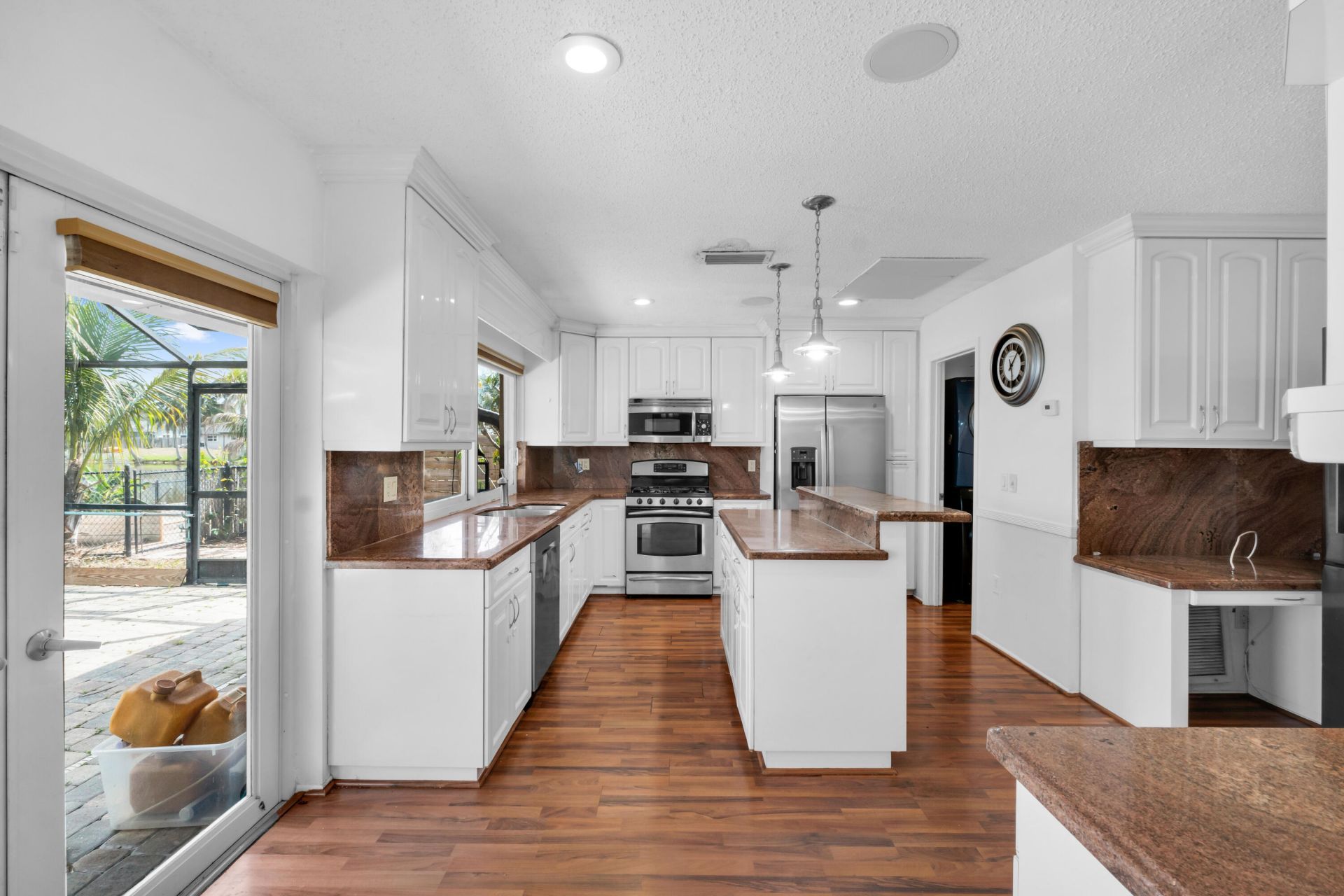 3570 NW 120th Way, Sunrise, FL 33323 Photo