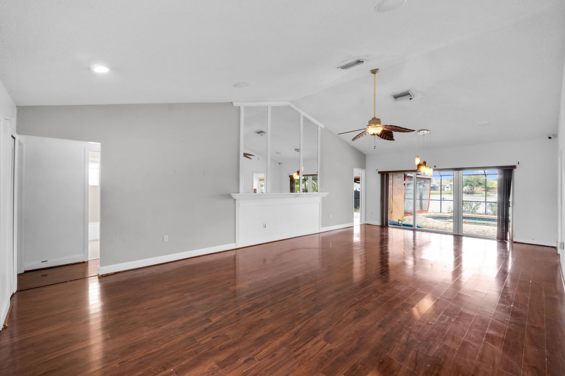 3570 NW 120th Way, Sunrise, FL 33323 Photo