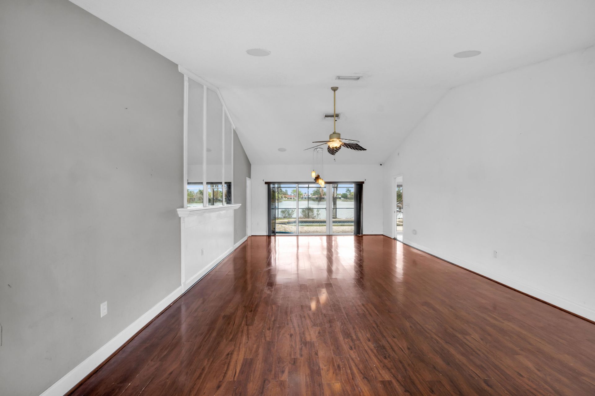 3570 NW 120th Way, Sunrise, FL 33323 Photo