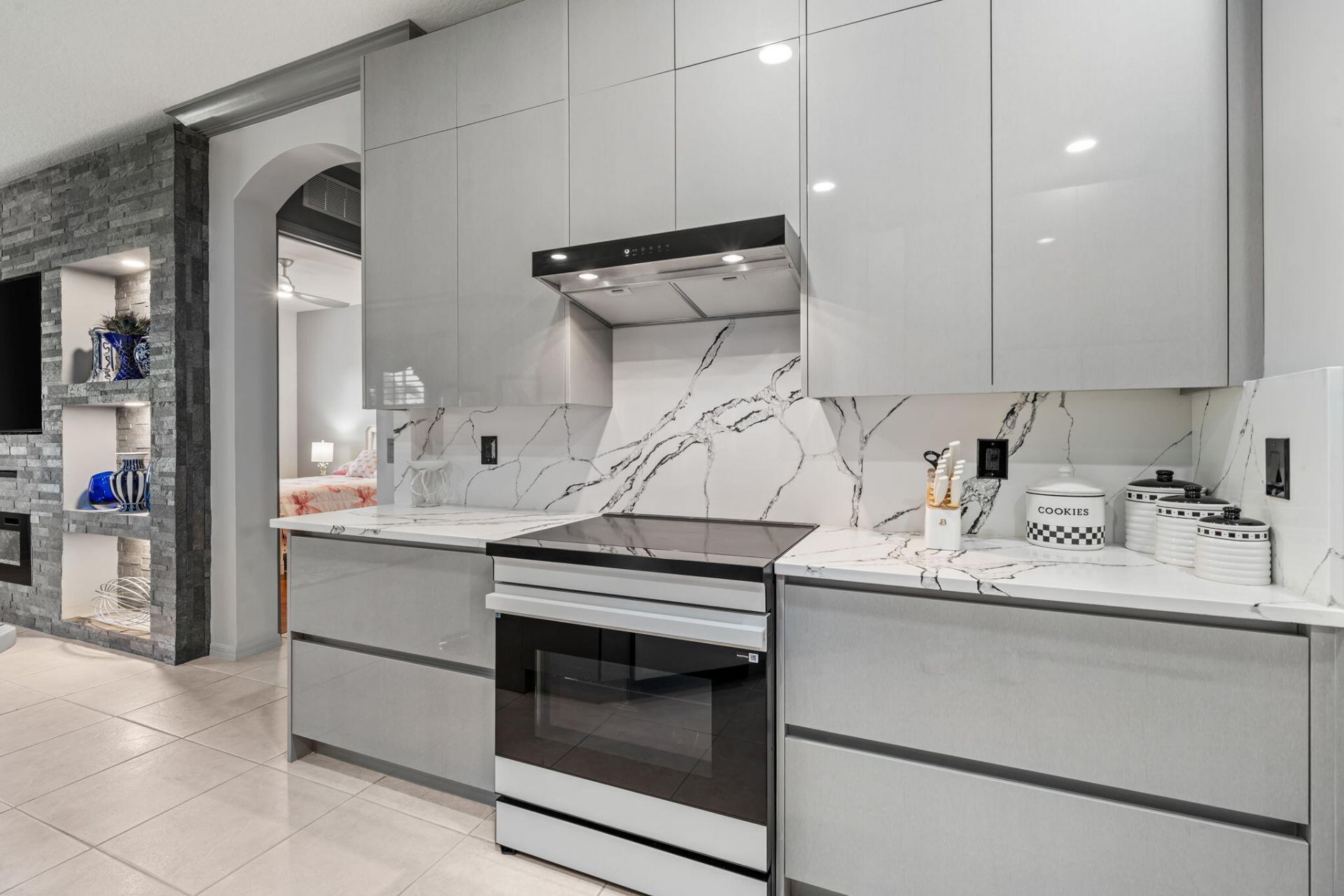 261 SW Lake Forest Way, Port Saint Lucie, FL 34986 Photo