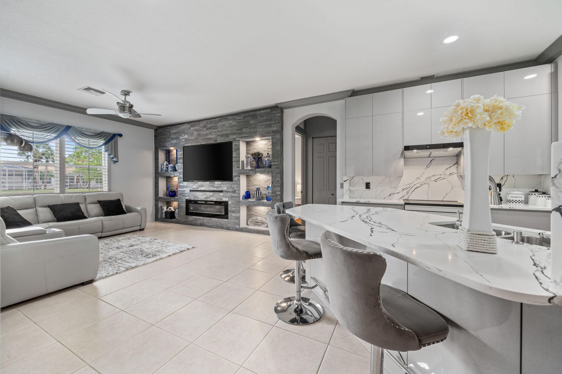 261 SW Lake Forest Way, Port Saint Lucie, FL 34986 Photo