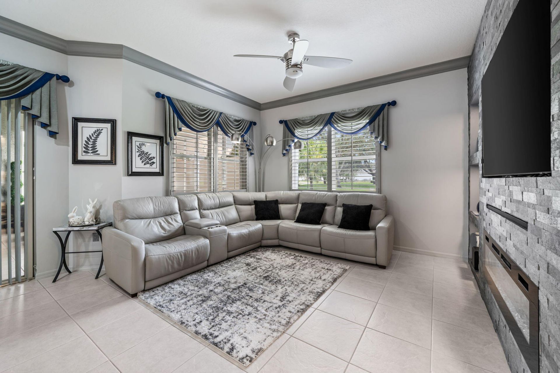 261 SW Lake Forest Way, Port Saint Lucie, FL 34986 Photo