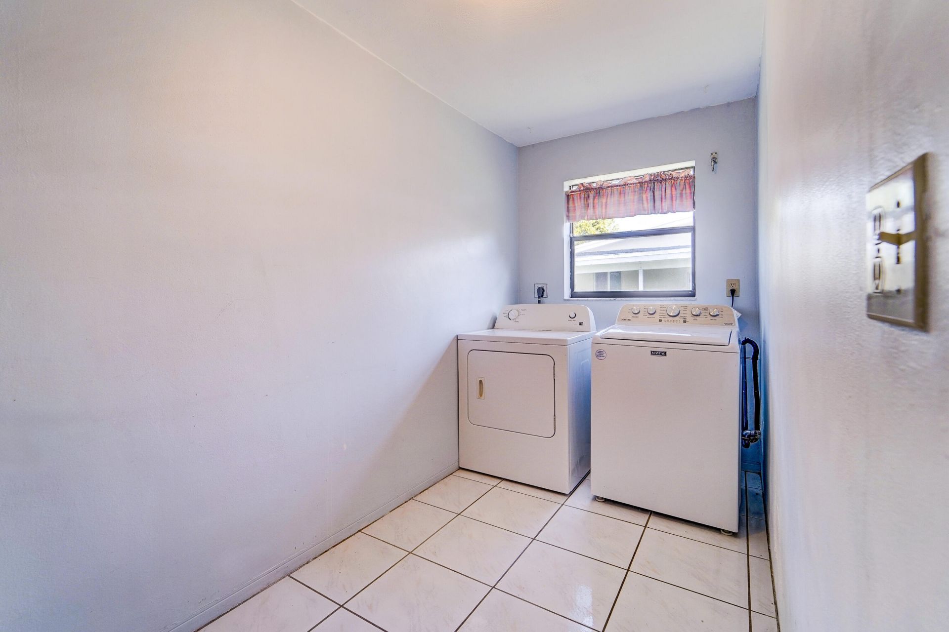 729 N Rainbow N Drive Drive, Hollywood, FL 33021 Photo