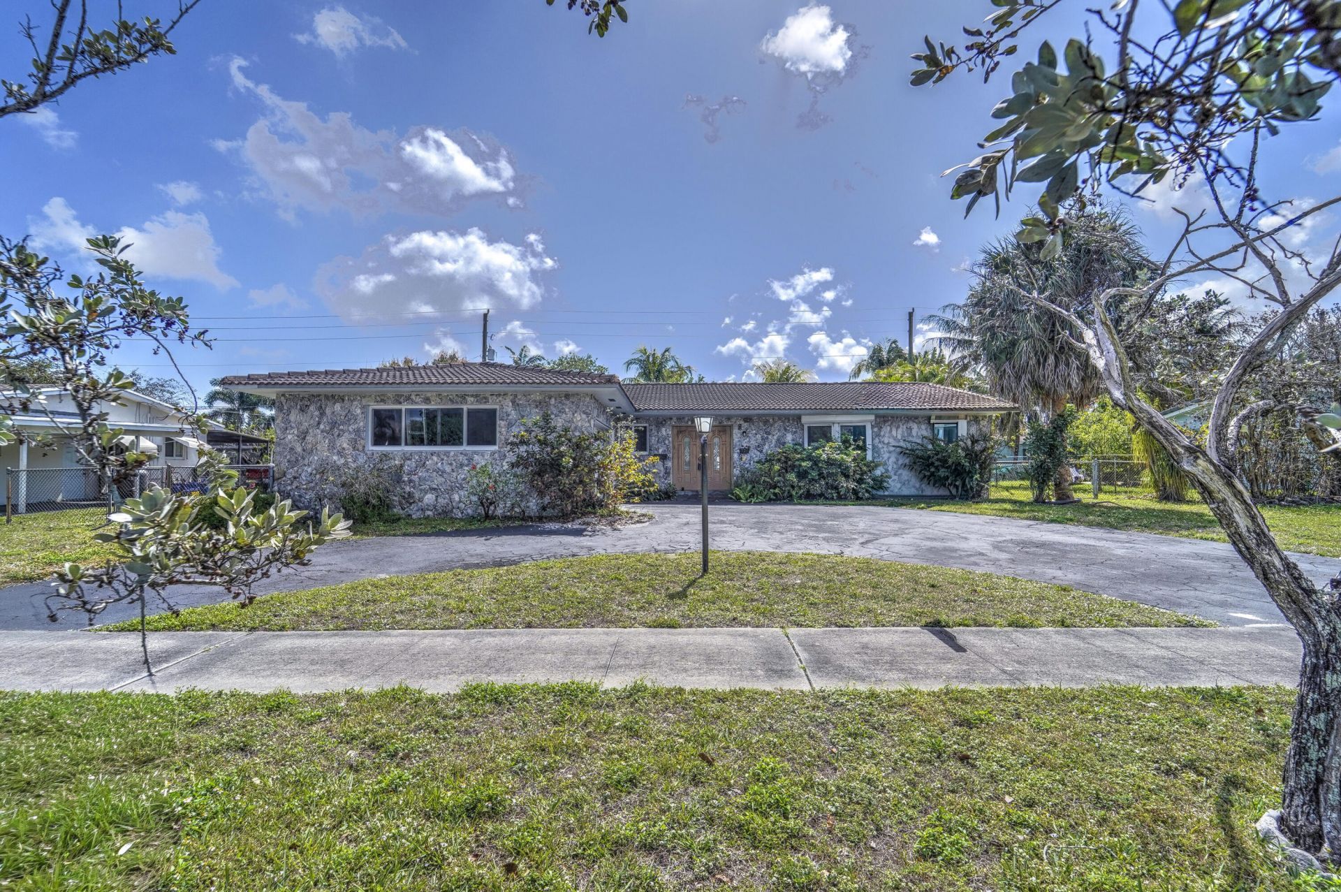 729 N Rainbow N Drive Drive, Hollywood, FL 33021 Photo