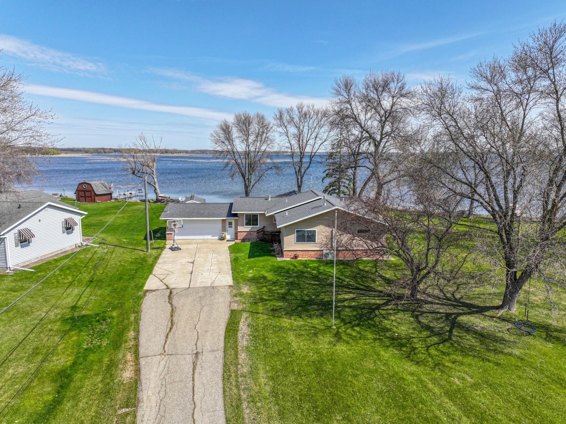 208 King Street W, Osakis, MN 56360