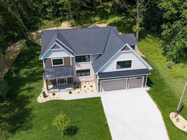 5034 Sparrow Road, Minnetonka, MN 55345