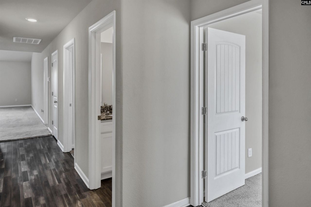 713 Sapodilla Lane Photo 14