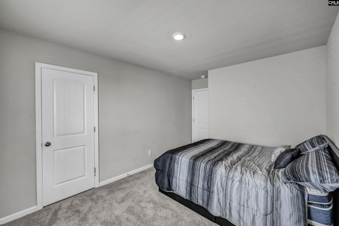 713 Sapodilla Lane Photo 18