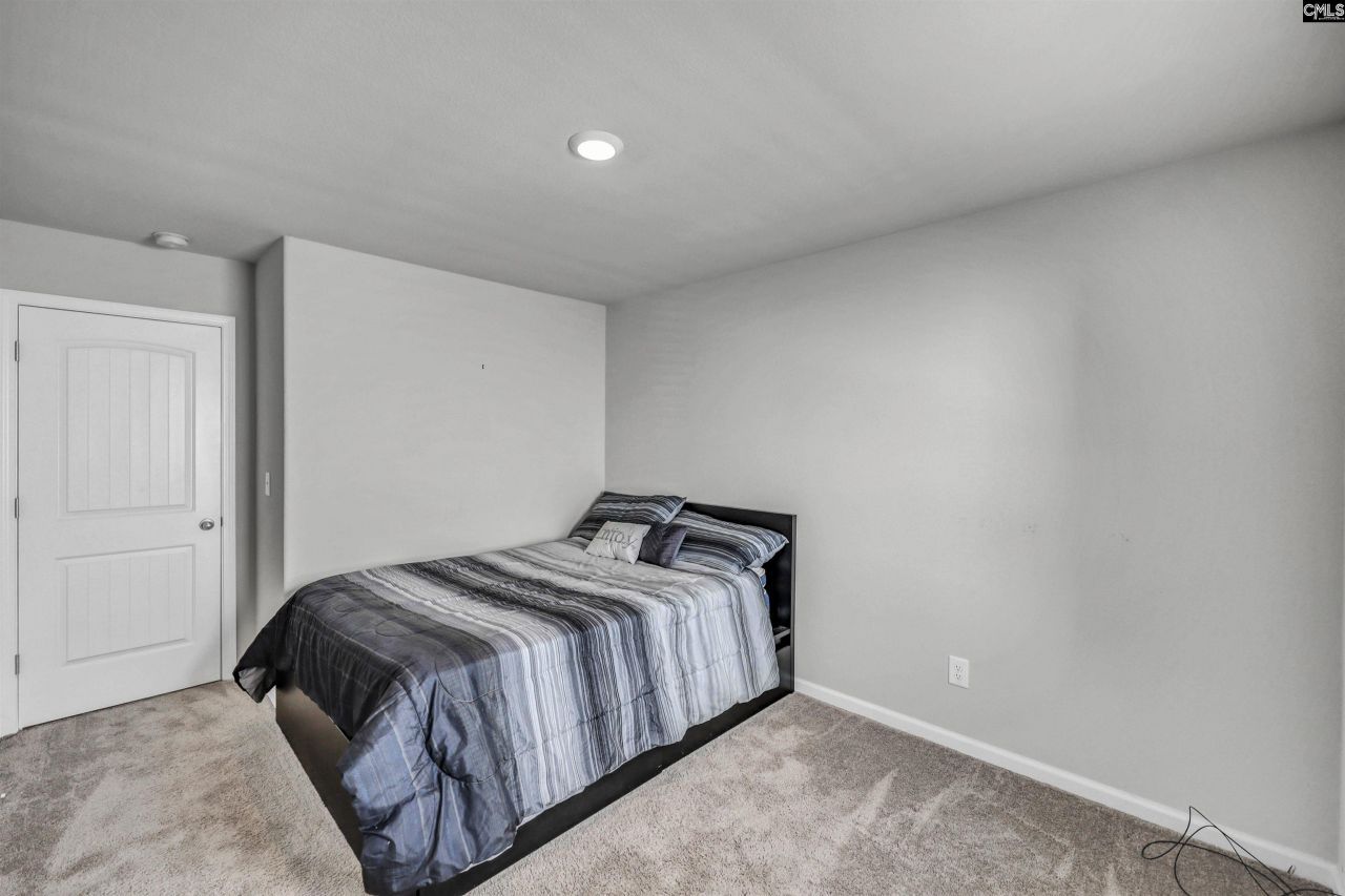 713 Sapodilla Lane Photo 19