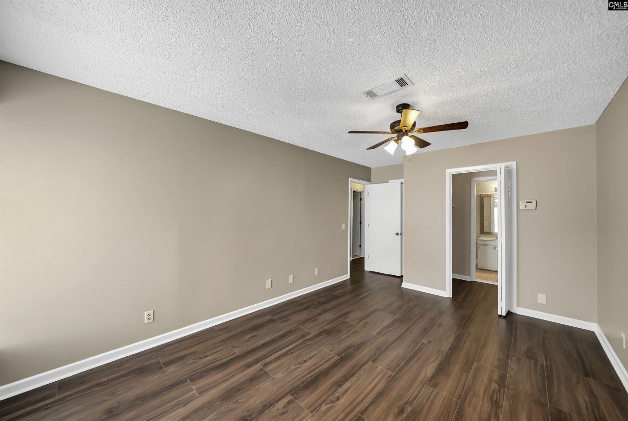 242 Shoreline Drive Photo 18