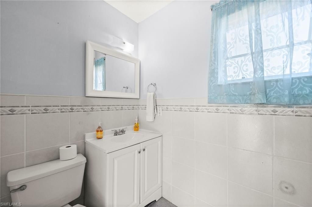 1229 SW 24th St, Cape Coral, FL 33991 Photo