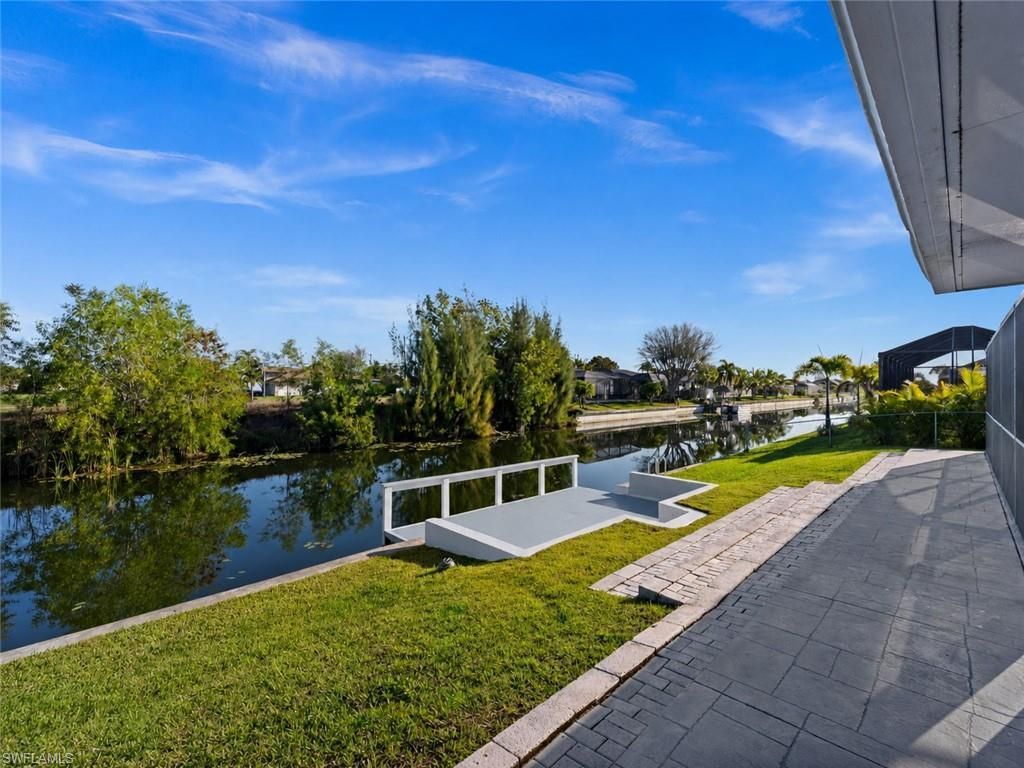 1229 SW 24th St, Cape Coral, FL 33991 Photo