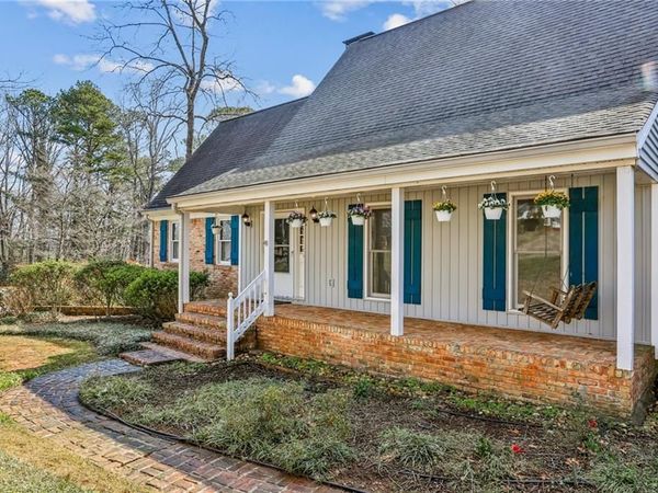 5622 Williamsburg , Norcross, GA 30093