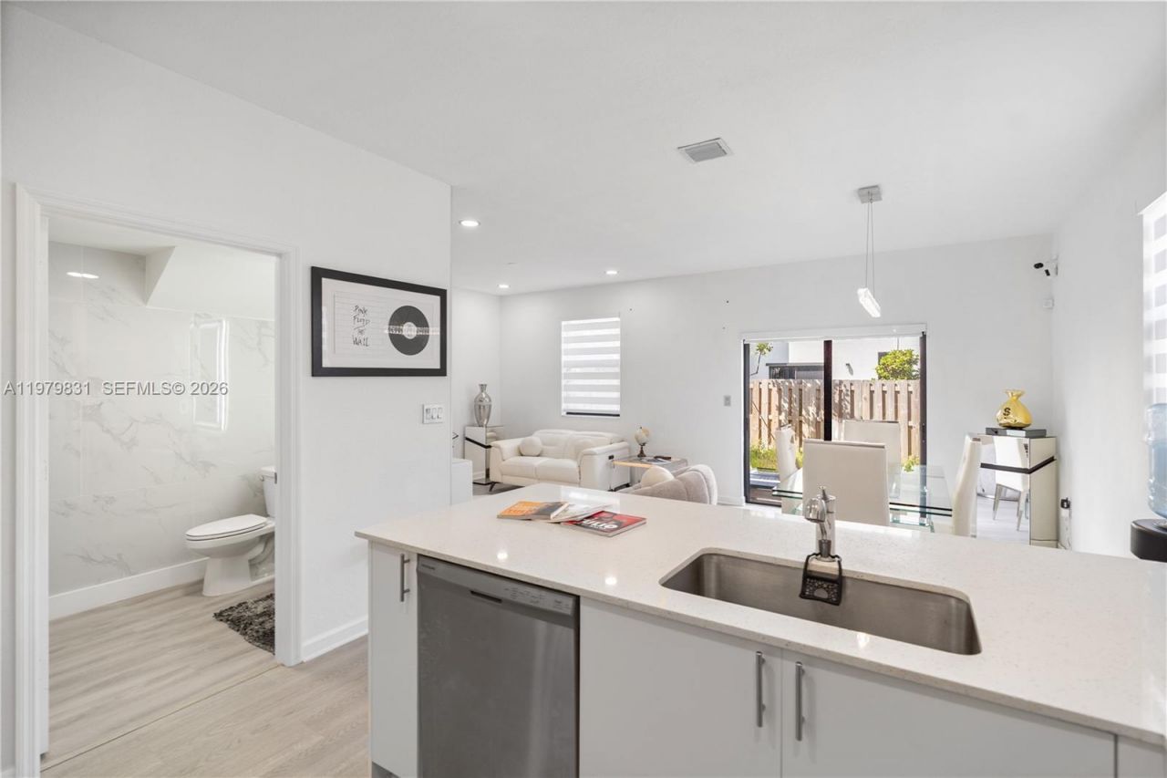 28500 SW 133rd Path, Homestead, FL 33033 Photo