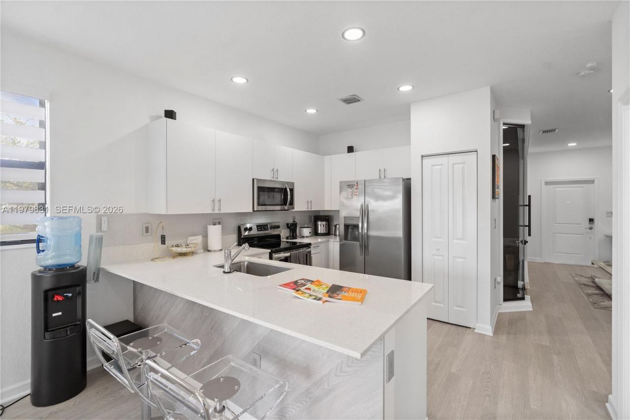 28500 SW 133rd Path, Homestead, FL 33033 Photo