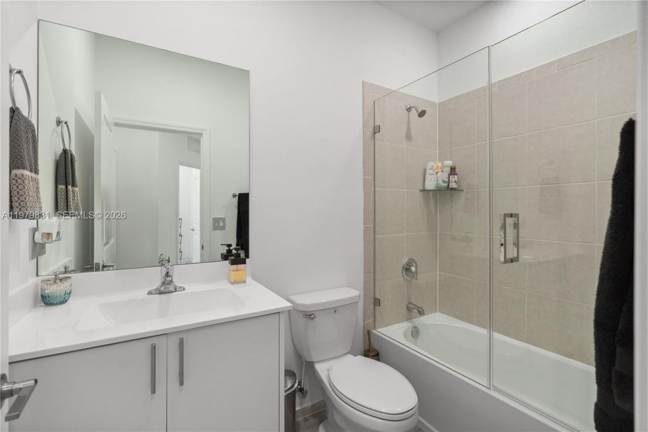 28500 SW 133rd Path, Homestead, FL 33033 Photo