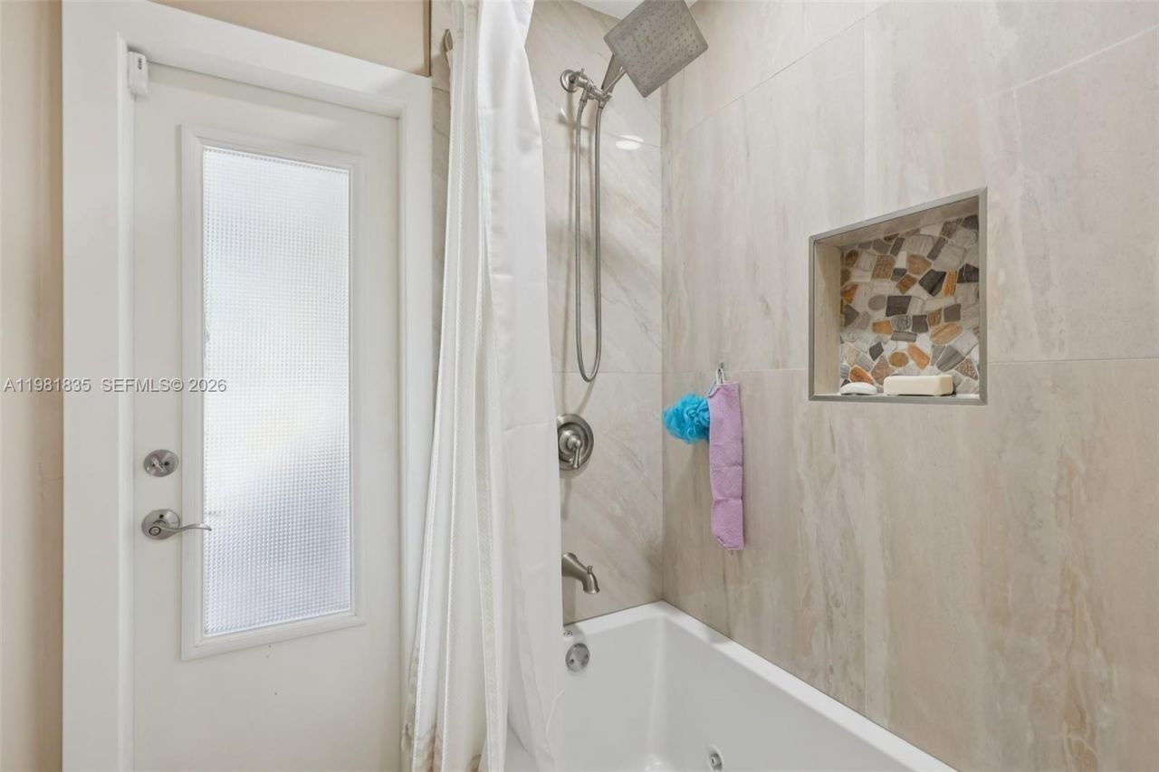 11573 NW 39th Pl , Coral Springs, FL 33065 Photo