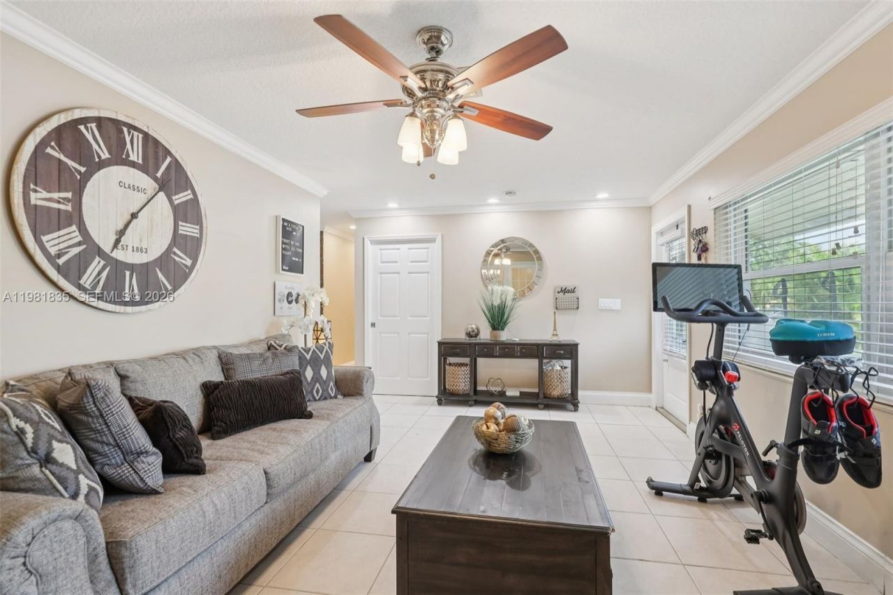 11573 NW 39th Pl , Coral Springs, FL 33065 Photo